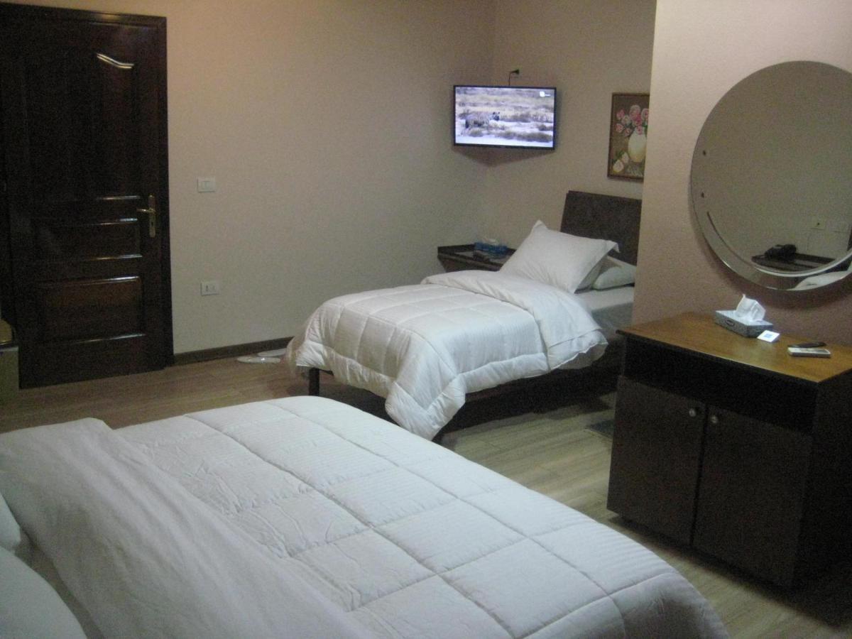 Drini Hotel Rrashbull ภายนอก รูปภาพ